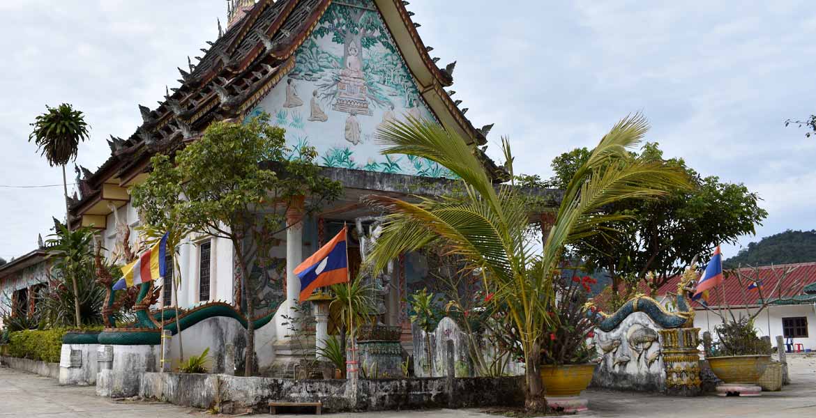 Wat Phoxaysanalam